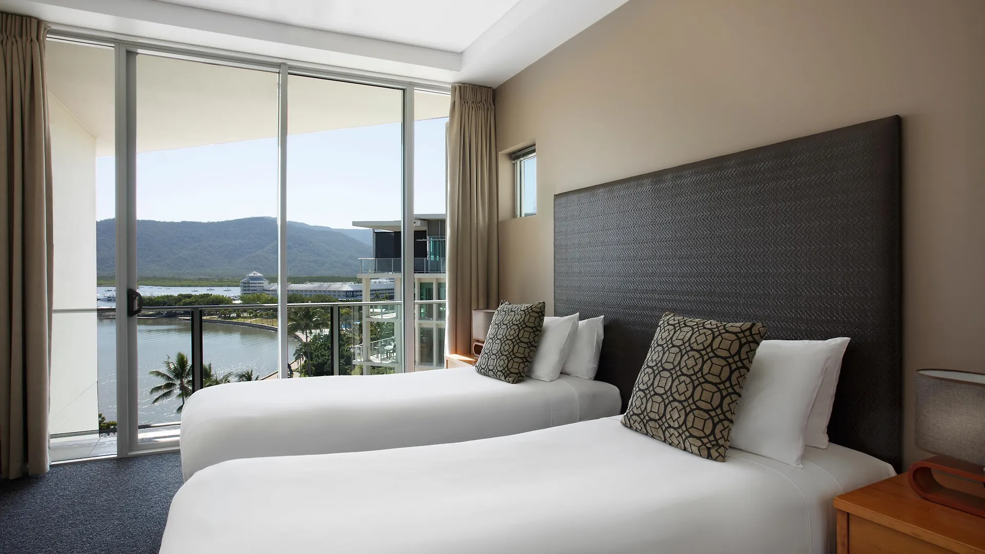 Mantra Trilogy Hotel Cairns