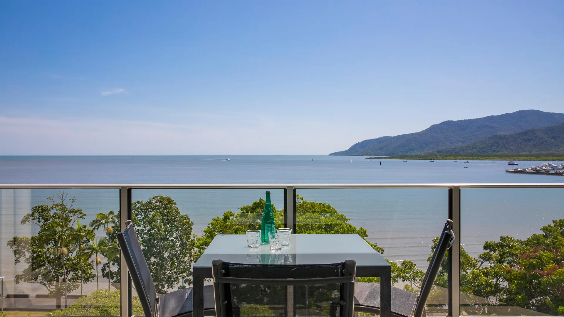 Mantra Trilogy Hotel Cairns