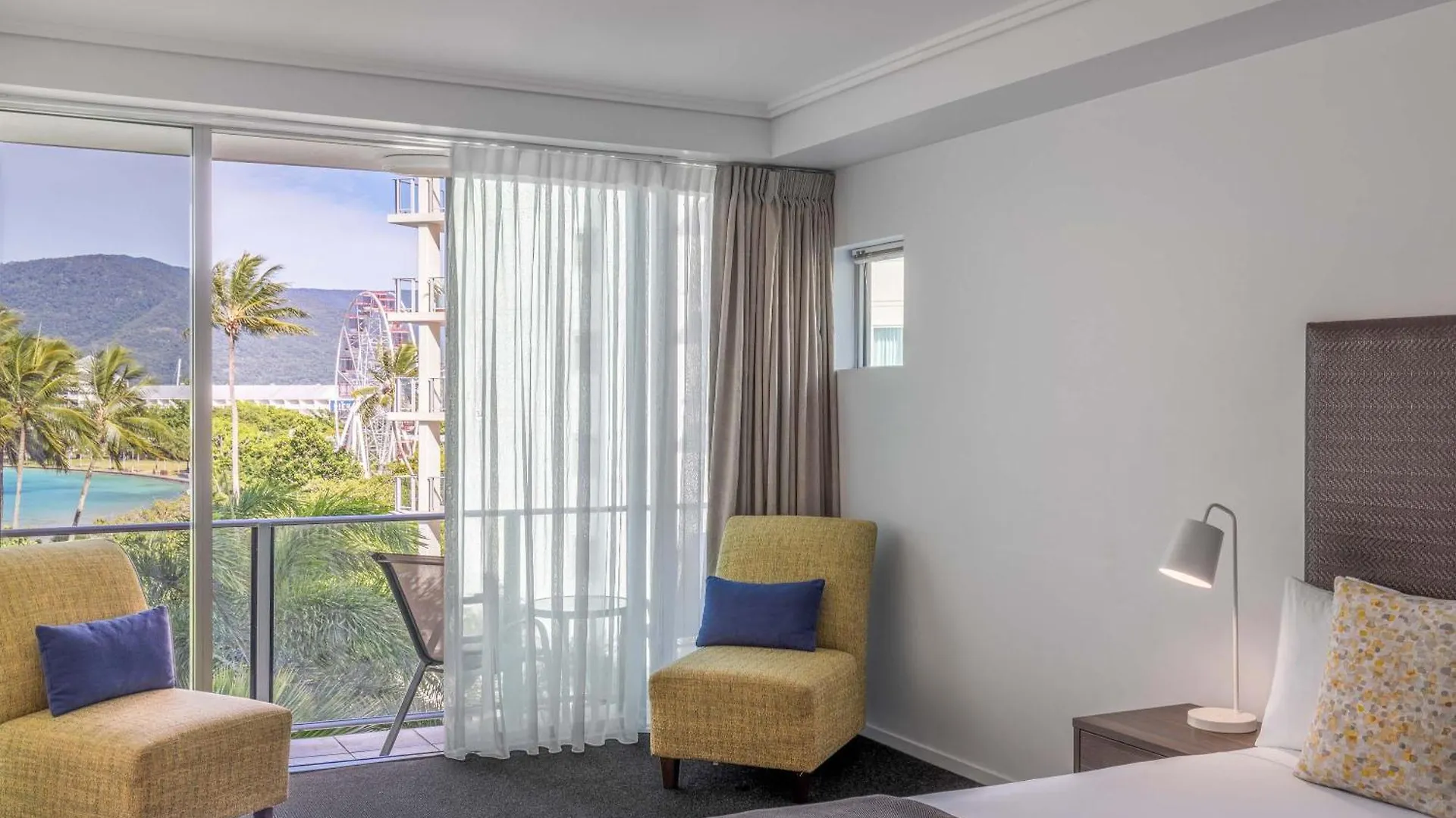 Mantra Trilogy Hotel Cairns Australia