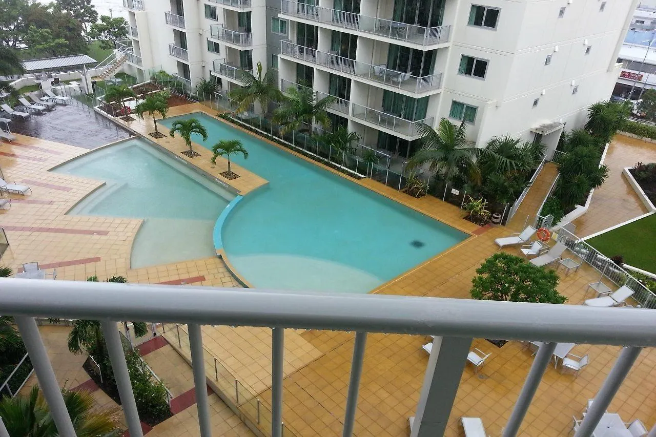 ****  Mantra Trilogy Hotel Cairns Australia