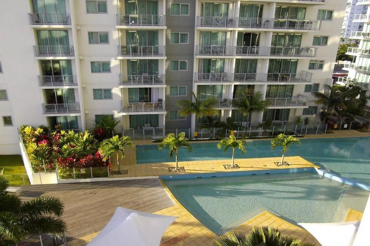****  Mantra Trilogy Hotel Cairns Australia